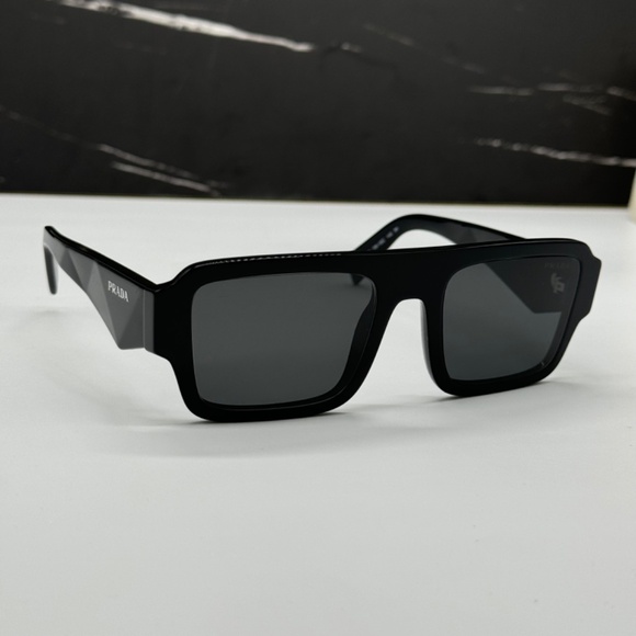 NEW PR A05S 16K08Z PRADA BLACK GREY SQUARE SPR A05 16K08Z UNISEX SUNGLASSES - Picture 4 of 11